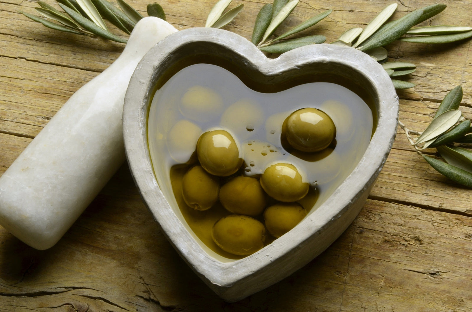 Olive Oil Helps Keep the Heart Young