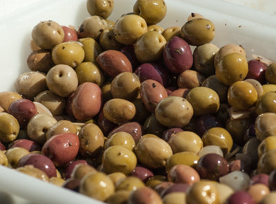 The Many Outstanding Benefits and Uses of Olive Oil