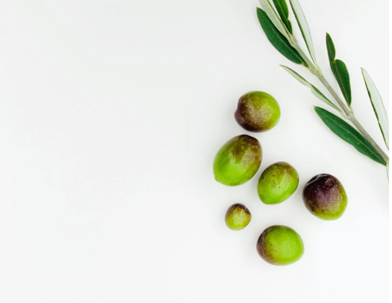 Amazing Reasons Why Olive Oil Benefits Your Health