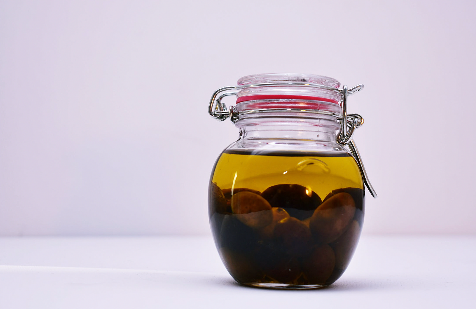 Great Tips On How To Use Extra Virgin Olive Oil With Your Own Skin