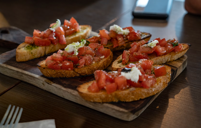 Bruschetta and Olive Oil: The Perfect Pairing for Your Next Appetizer