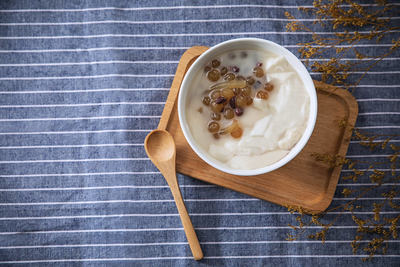 Delicious and Nutritious: How to Incorporate Olive Oil into Your Yogurt